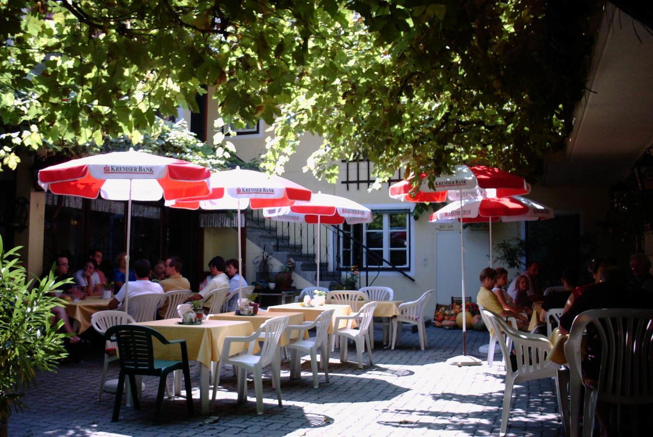 Gasthof Zum Gruenen Baum Mautern an der Donau Kültér fotó